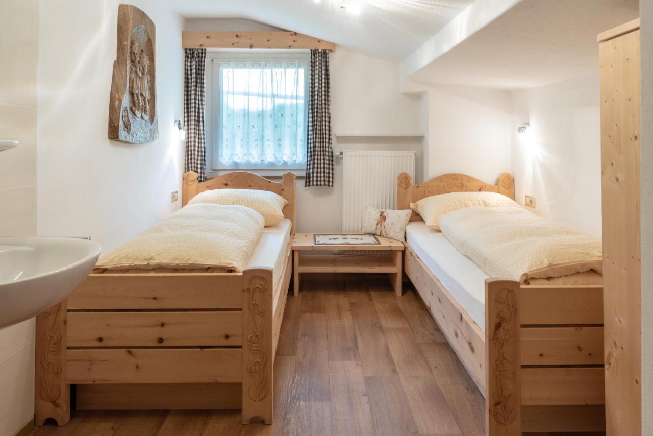 Apartments Udera Селва ди Вал Гардена Екстериор снимка